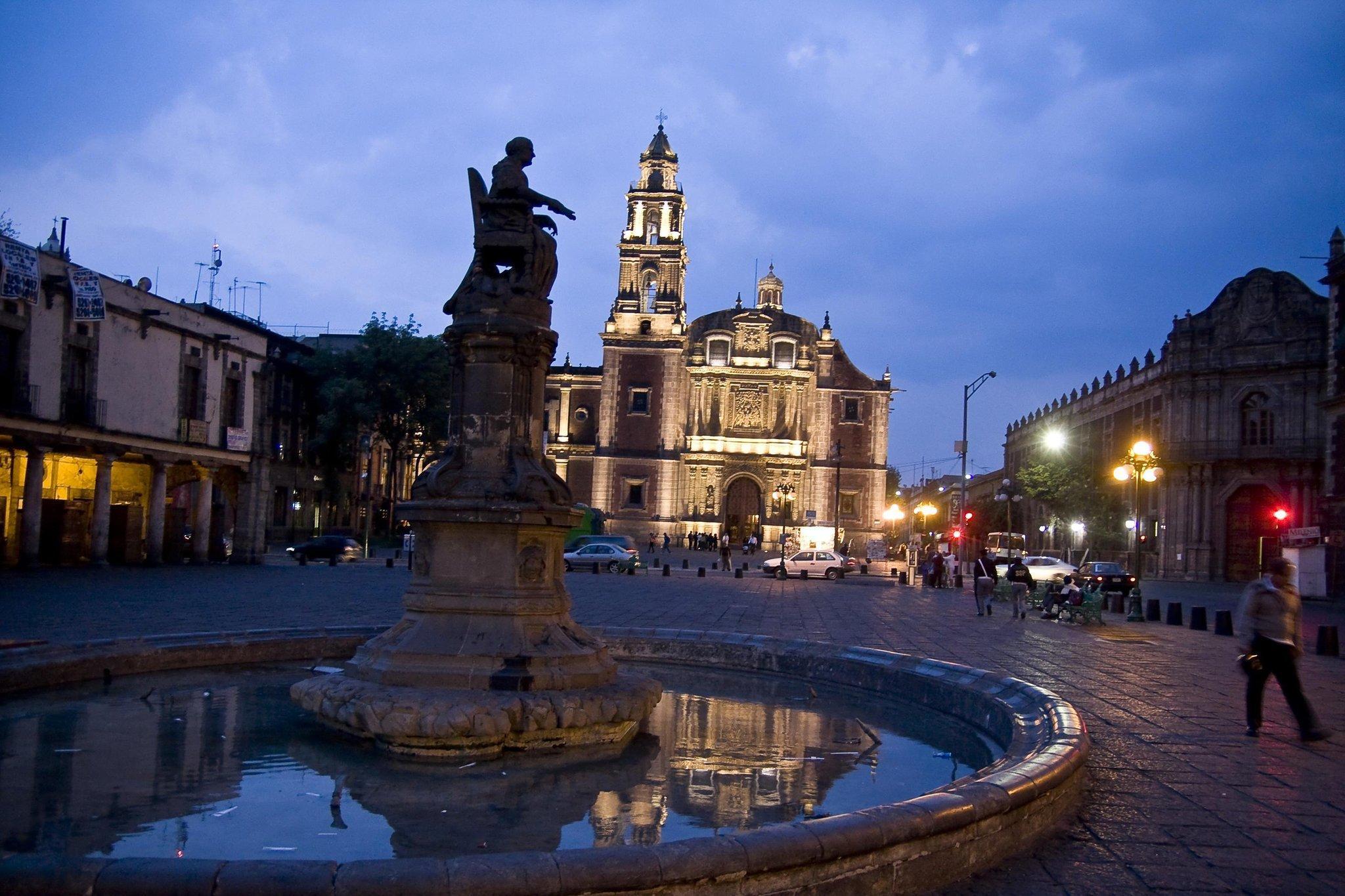 Hampton Inn & Suites Mexico City - Centro Historico Ngoại thất bức ảnh