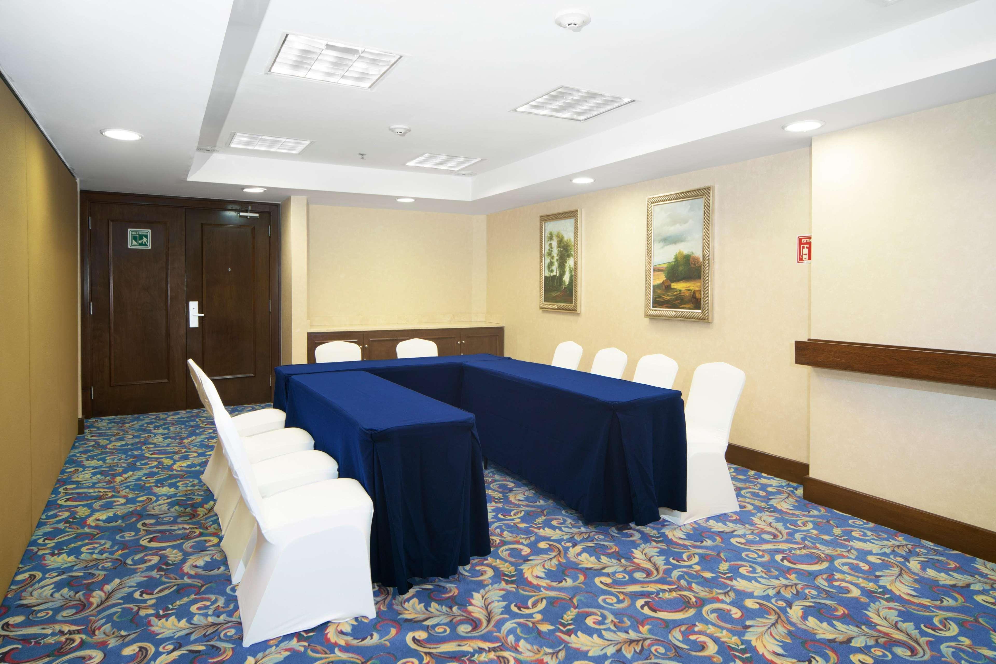 Hampton Inn & Suites Mexico City - Centro Historico Ngoại thất bức ảnh