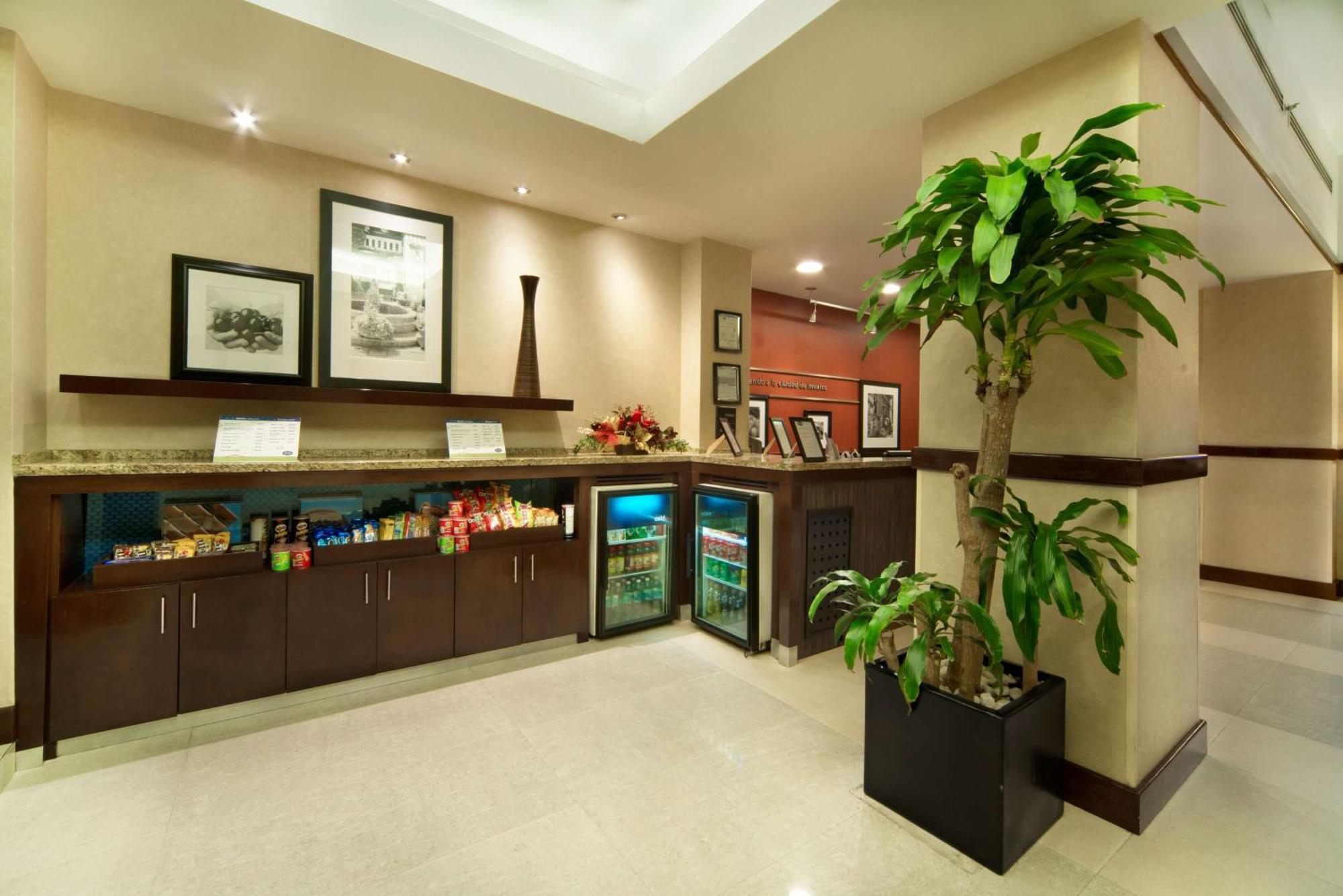 Hampton Inn & Suites Mexico City - Centro Historico Ngoại thất bức ảnh